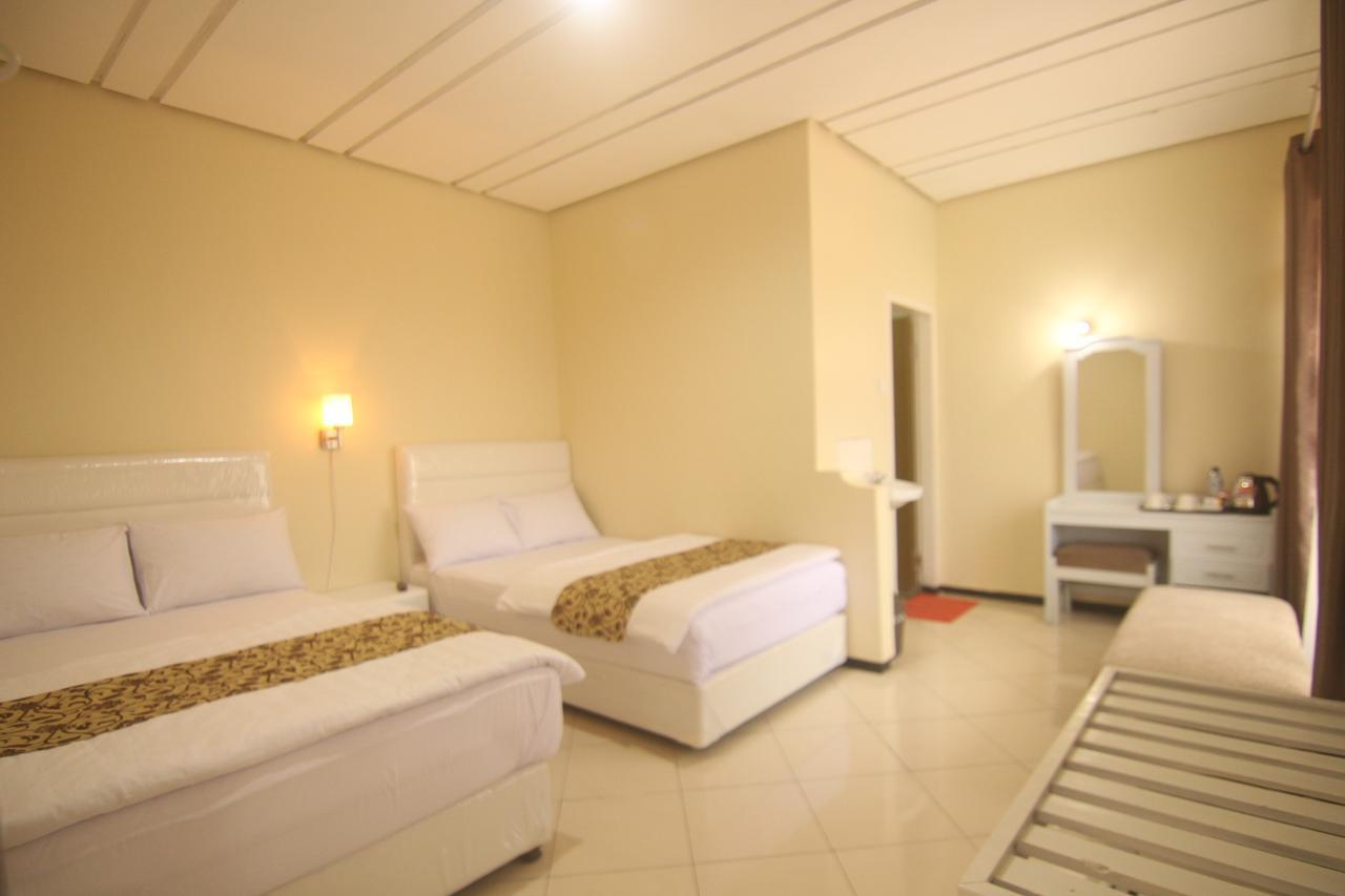 Asia Jaya By Lakers Hotel Sarangan Buitenkant foto